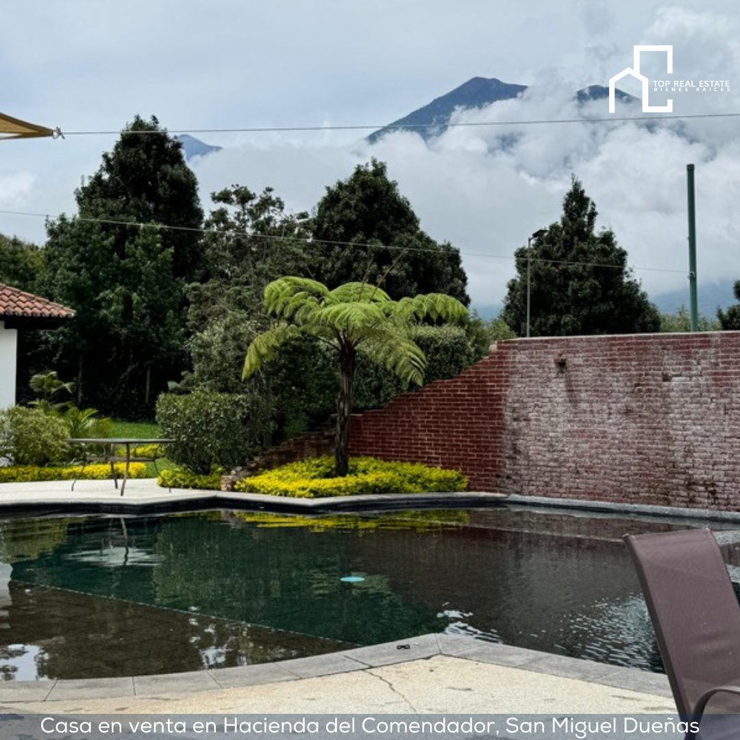House in Hacienda El Comendador